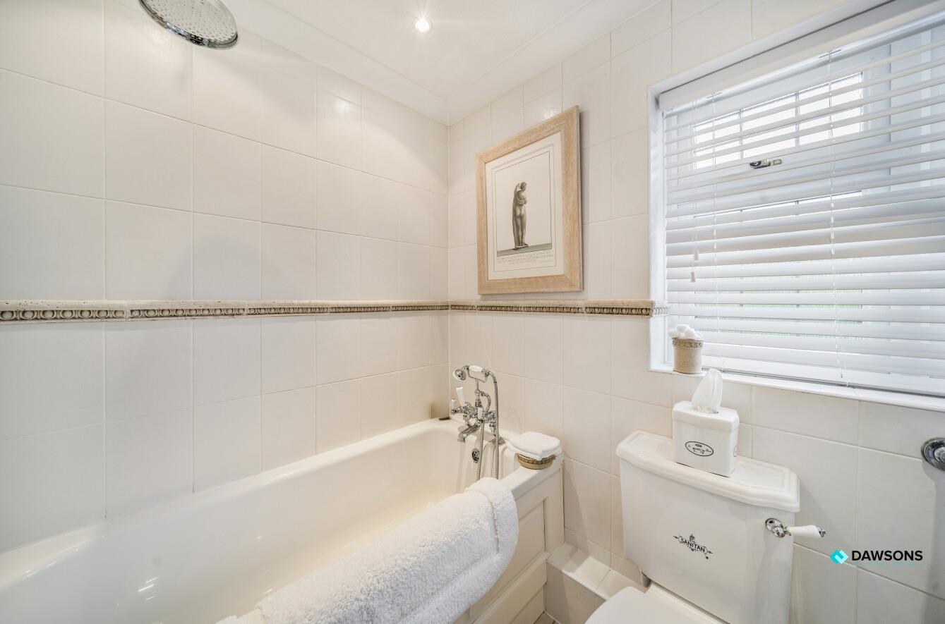 The Orchard, Newton, Swansea, SA3 4UQ
